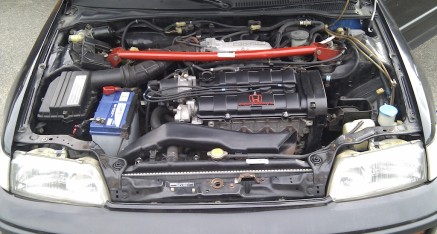 Honda CRX ED9 (D16Z5): dreckiger Motorraum